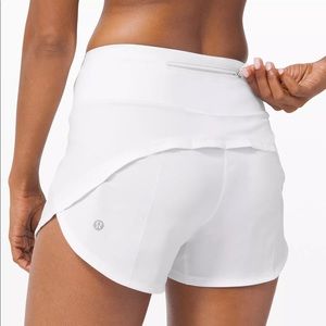 Lululemon speed up shorts 4 inch high rise (white, size 6 Tall)